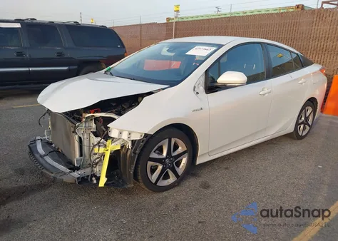 2016 Toyota Prius Four Touring из США, поврежденный, VIN JTDKARFU4G3510901